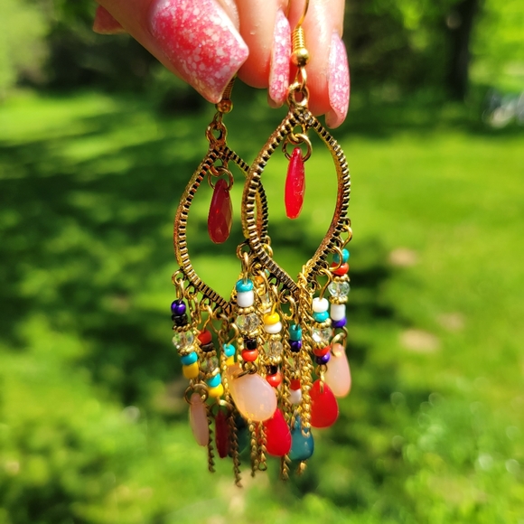 💥LAST ONE💥Multicolor Beaded Gold Tone Chain Dangle Boho Earrings - Picture 5 of 6